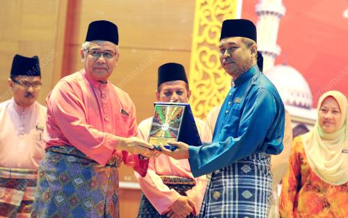 PH02_18112014_PENDIDIKAN