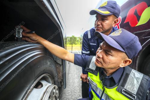 PEMERIKSAAN BAS EKSPRES DI DEPOH