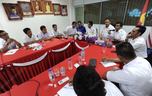 PH02_19042015_PEMUDA_3