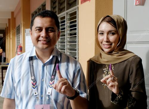DATUK MOHAMAD NIZAR MOHD NAJIB