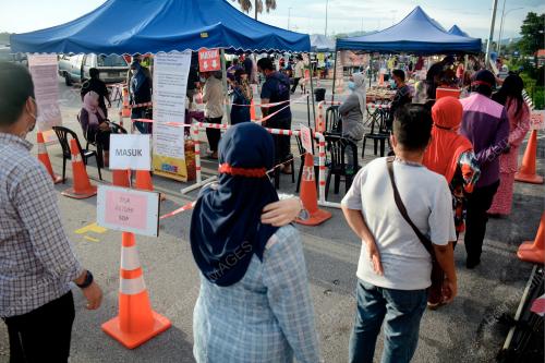 TINJAUAN PASAR MALAM SEMASA PKPP