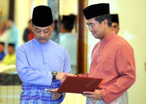 PH02_20072013_TENGKU_MAHKOTA