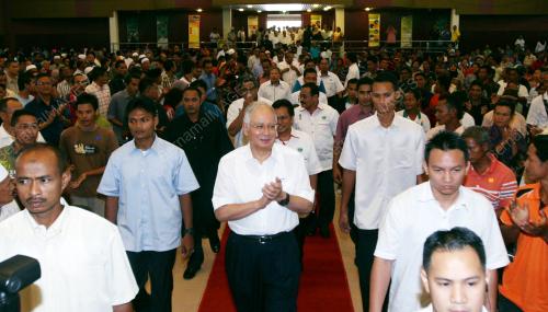 DATUK SERI MOHD NAJIB TUN ABDUL RAZAK