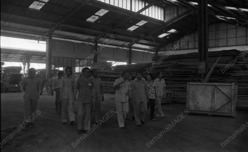 PH02_20102015_KILANG_PAPAN