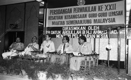 PH02_20102015_PERSIDANGAN