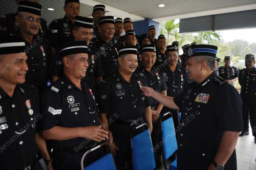 PH02_20112019_POLIS_BN201911198230