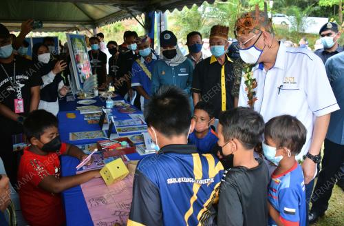 DATUK SERI ISMAIL SABRI YAAKOB