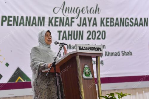 DATUK ZURAIDA KAMARUDDIN