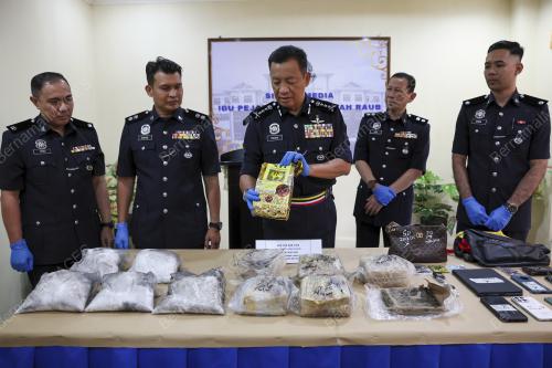 DATUK SERI YAHAYA OTHMAN