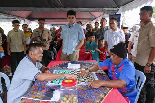 TENGKU HASSANAL IBRAHIM ALAM SHAH AL-SULTAN ABDULLAH