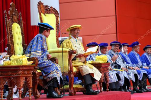 AL-SULTAN ABDULLAH RI'AYATUDDIN AL-MUSTAFA BILLAH SHAH