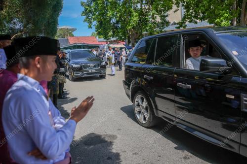 TENGKU HASSANAL IBRAHIM ALAM SHAH AL SULTAN ABDULLAH