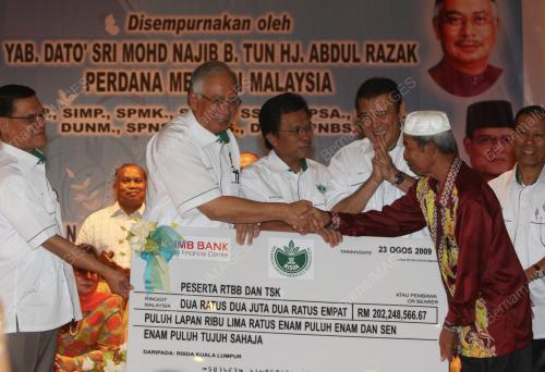 MOHD NAJIB TUN ABDUL RAZAK