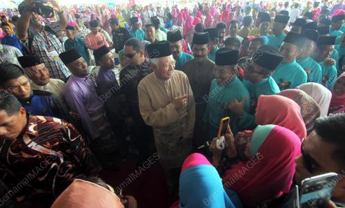 PH02_23082014_NAJIB