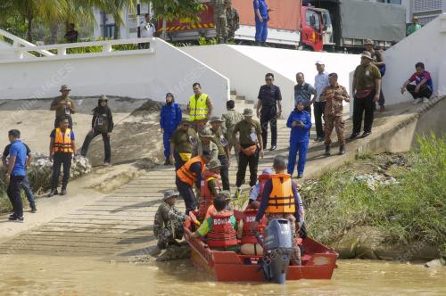 PH02_23112016_BANJIR