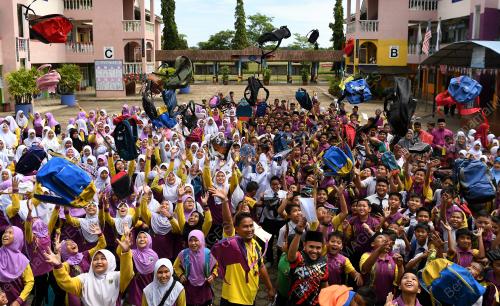 PH02_23112018_SEKOLAH