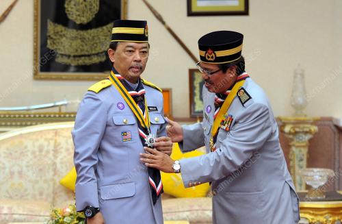 PH02_24032015_PENGAKAP
