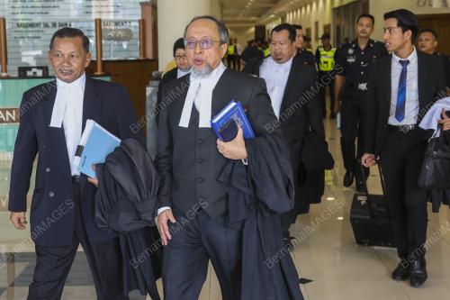 DATUK SAIFUL EDRIS ZAINUDDIN