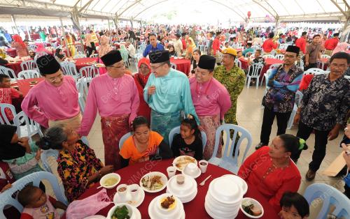 PH02_25072015_RAYA