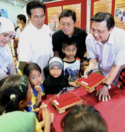 LIOW TIONG LAI