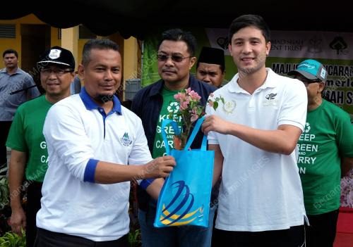 PH02_25112017_POKOK_BN201711242449