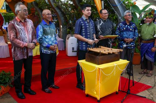 TENGKU HASSANAL IBRAHIM ALAM SHAH AL SULTAN ABDULLAH