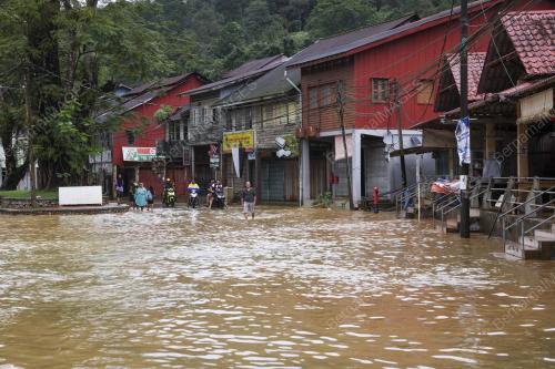 PARAS AIR SG LEMBING, KUANTAN TAHAP BAHAYA