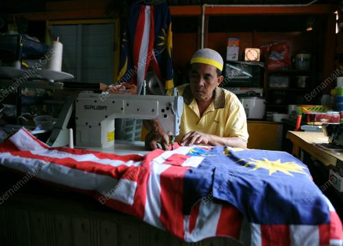 RAYA MERDEKA