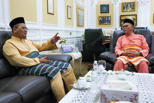 DATUK SERI WAN ROSDY WAN ISMAIL