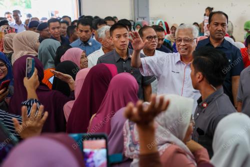 DATUK SERI ISMAIL SABRI YAAKOB
