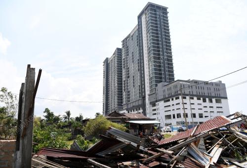 ROBOH PENEMPATAN HARAM