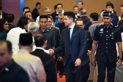 TENGKU HASSANAL IBRAHIM ALAM SHAH AL SULTAN ABDULLAH