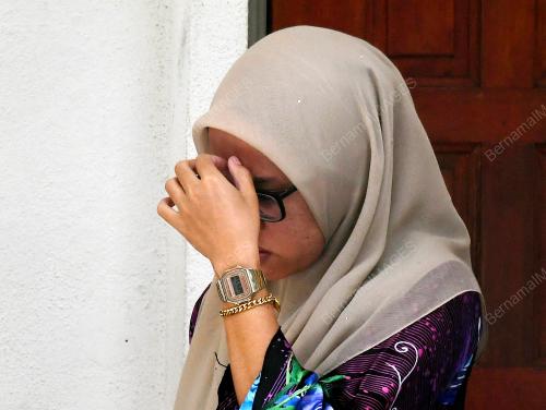 PH02_28112019_MAHKAMAH_SEMBUNYI_KELAHIRAN