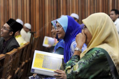 PH02_29032015_ISLAM