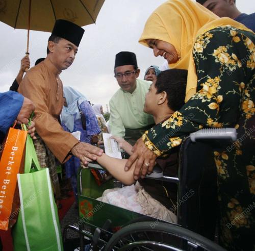TENGKU ABDULLAH SULTAN AHMAD SHAH