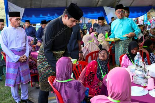 TENGKU HASSANAL IBRAHIM ALAM SHAH AL SULTAN ABDULLAH