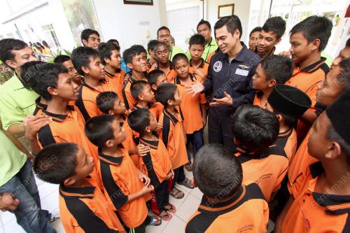 DATUK SHEIKH MUSZAPHAR SHUKOR