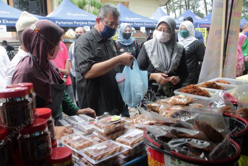 DATUK SERI SAIFUDDIN ABDULLAH