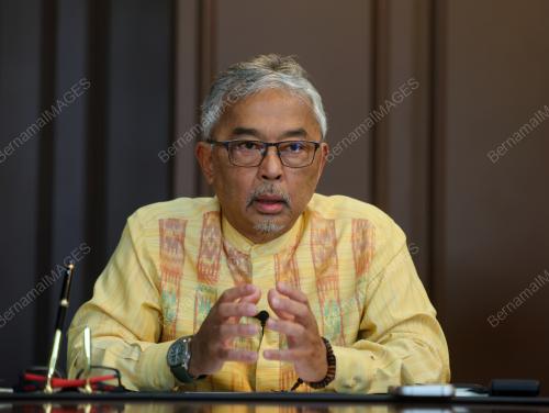 AL-SULTAN ABDULLAH RI'AYATUDDIN AL-MUSTAFA BILLAH SHAH