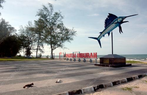 PANTAI HIBURAN