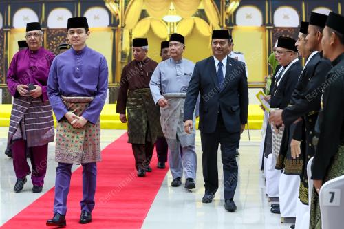 TENGKU HASSANAL IBRAHIM ALAM SHAH AL SULTAN ABDULLAH