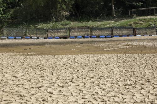 EL NINO : SUNGAI PAHANG SURUT & KERING