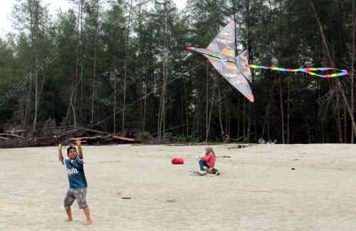 CUTI HUJUNG MINGGU