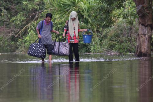 PH03_02022017_BANJIR