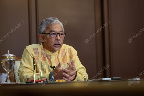 AL-SULTAN ABDULLAH RI'AYATUDDIN AL-MUSTAFA BILLAH SHAH