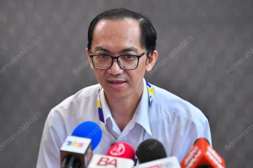 DATUK MARK UJIN