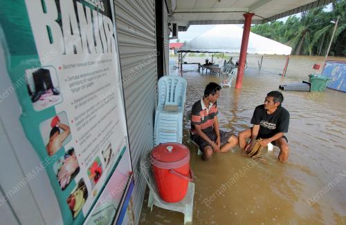 PH03_04012015_BANJIR