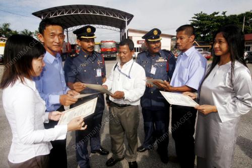 WAN MD RAZALI WAN ISMAIL