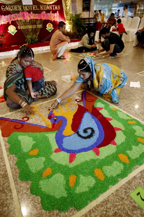 PH03_04112012_KOLAM