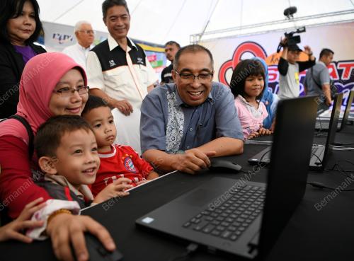 PH03_04112017_SALLEH